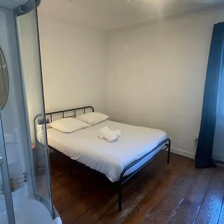 Le Doolies - Holiday Hostel *
