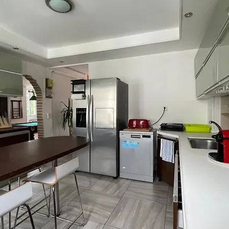 Hostel Le Doolies - Holiday