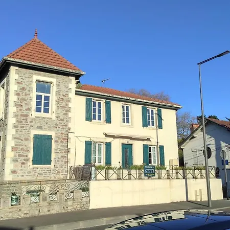 Hostel Le Doolies - Holiday