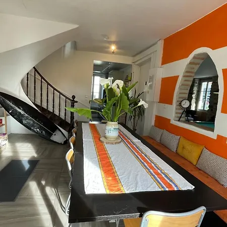 Hostel Le Doolies - Holiday *