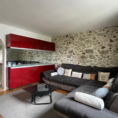 Le Doolies - Holiday