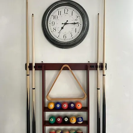 Le Doolies - Holiday Hostel *