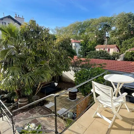 Hostel Le Doolies - Holiday *