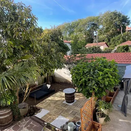 Hostel Le Doolies - Holiday *