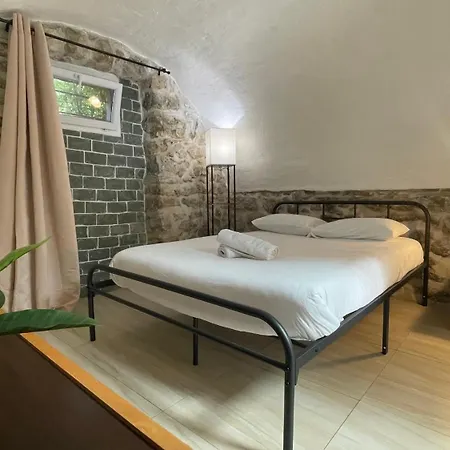 Hostel Le Doolies - Holiday