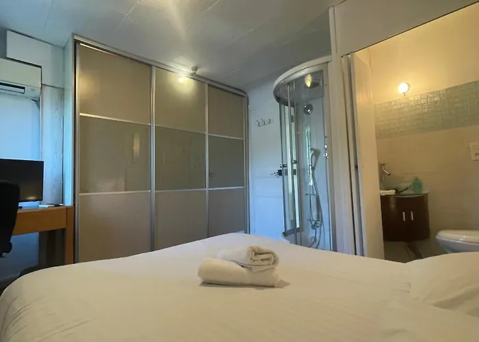 Hostel Le Doolies - Holiday Biarritz