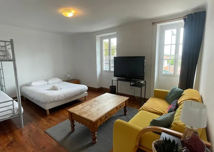 Hostel Le Doolies - Holiday Biarritz