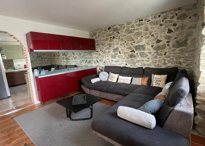 Le Doolies - Holiday *