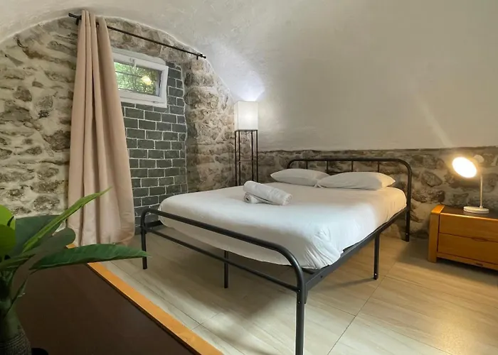 Hostel Le Doolies - Holiday